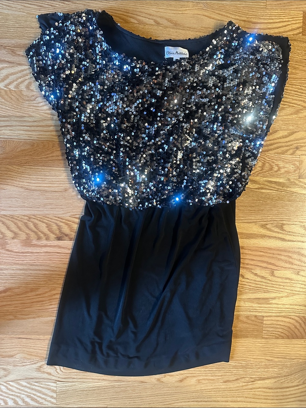 Olivia Matthews Black Sequin Cap-Sleeve Tunic